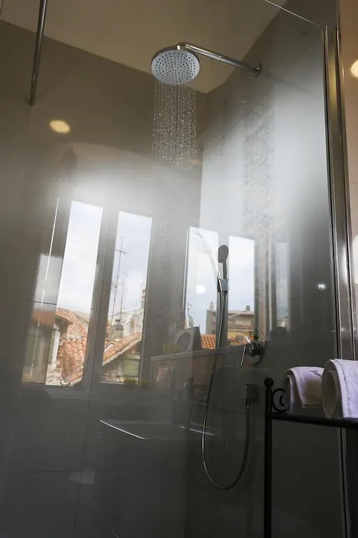 Apartment Lucena 0*, Split Croatia